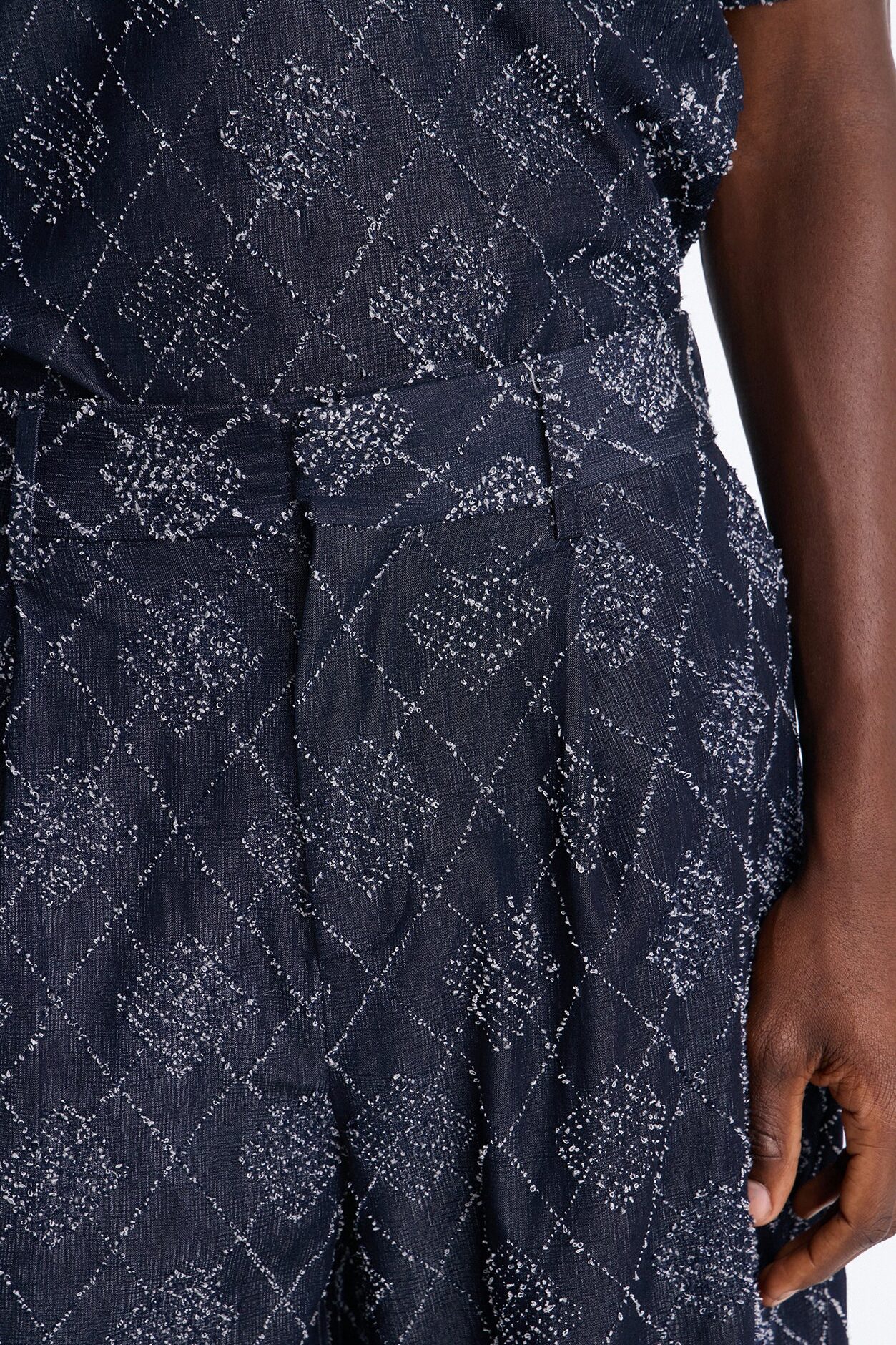 Baggy Diamond Frayed Jacquard Long Short - Navy