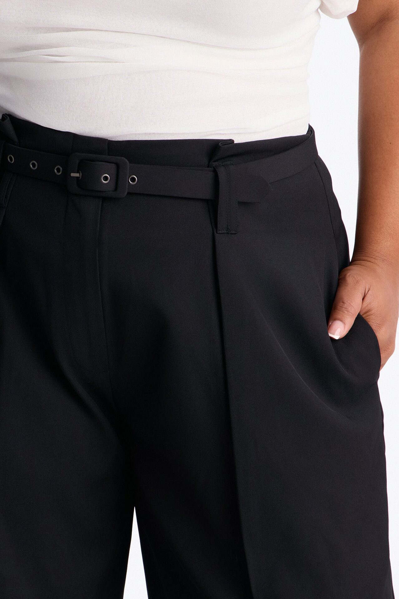 Nicole Belted Straight Leg Trouser - Black