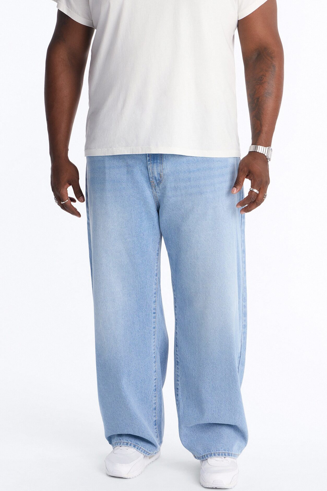 The Weekend Baggy Jeans - Light Blue Wash