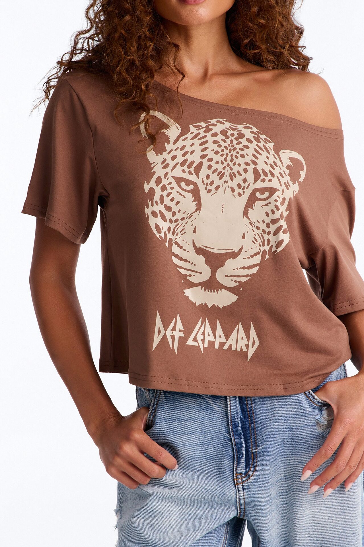 Def Leppard Lounge Off Shoulder Tee - Brown