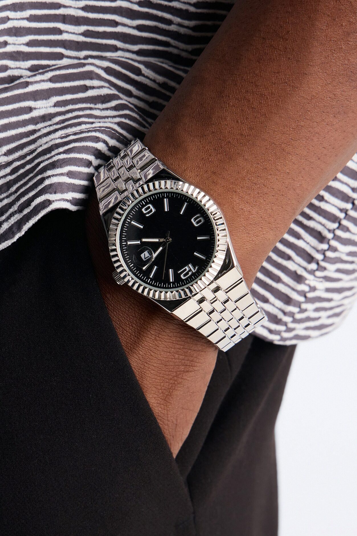 Silver Jubilee Black Dial Watch - Silver/Black