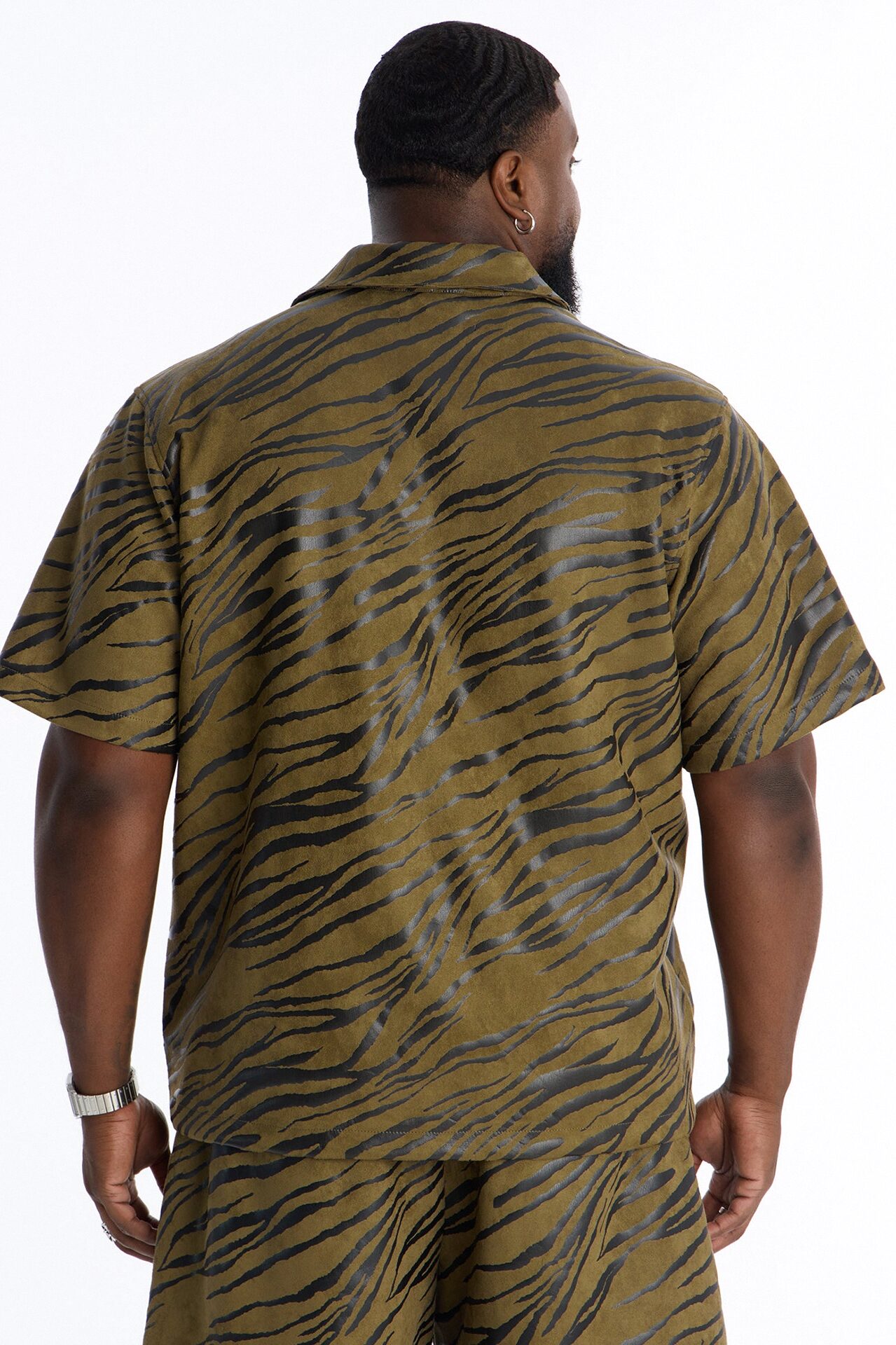 Can't Be Tamed Cuban Collar Button Up Shirt - Green