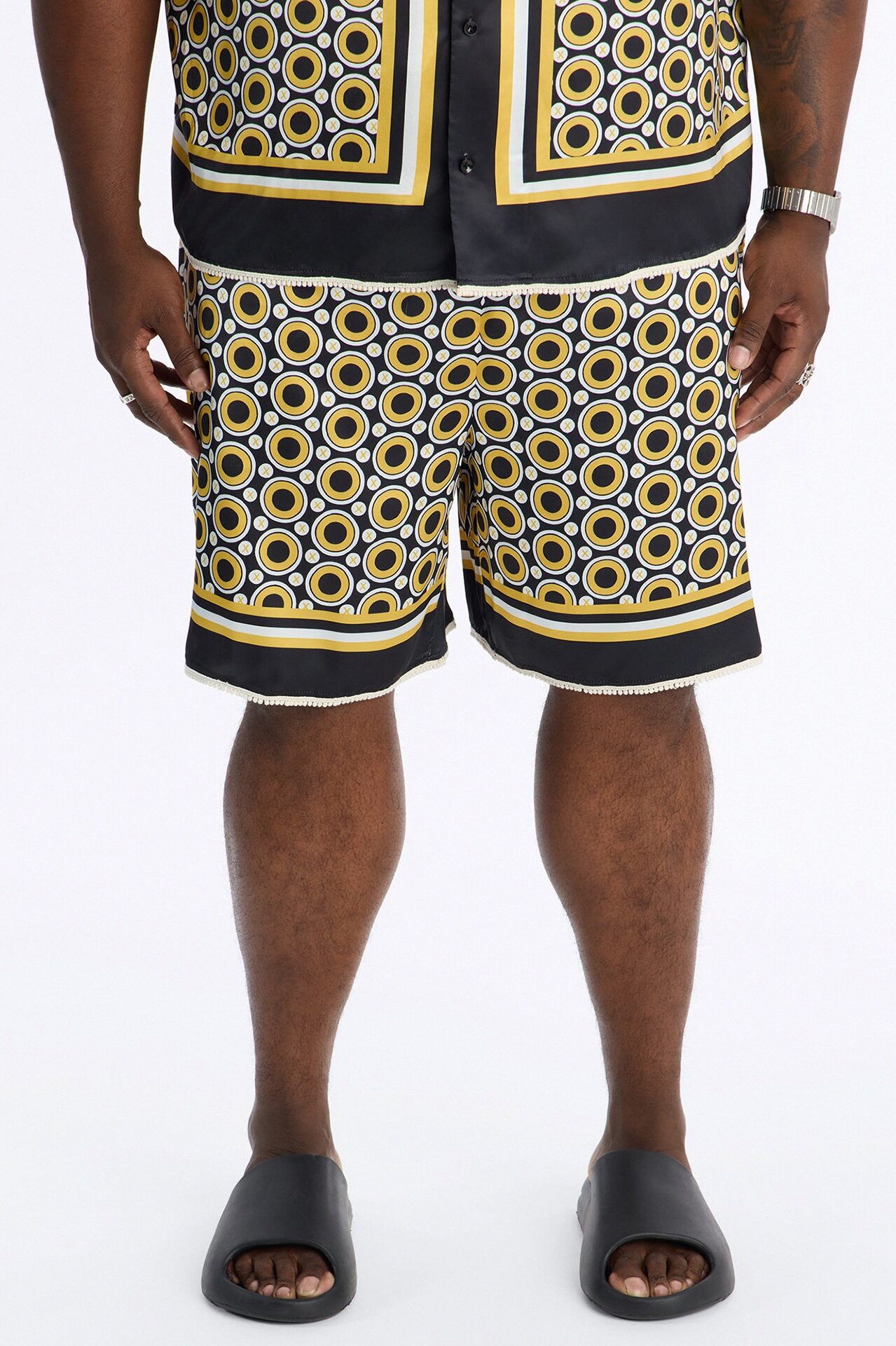 Relaxed Coded Luxe Short - Yellow/combo