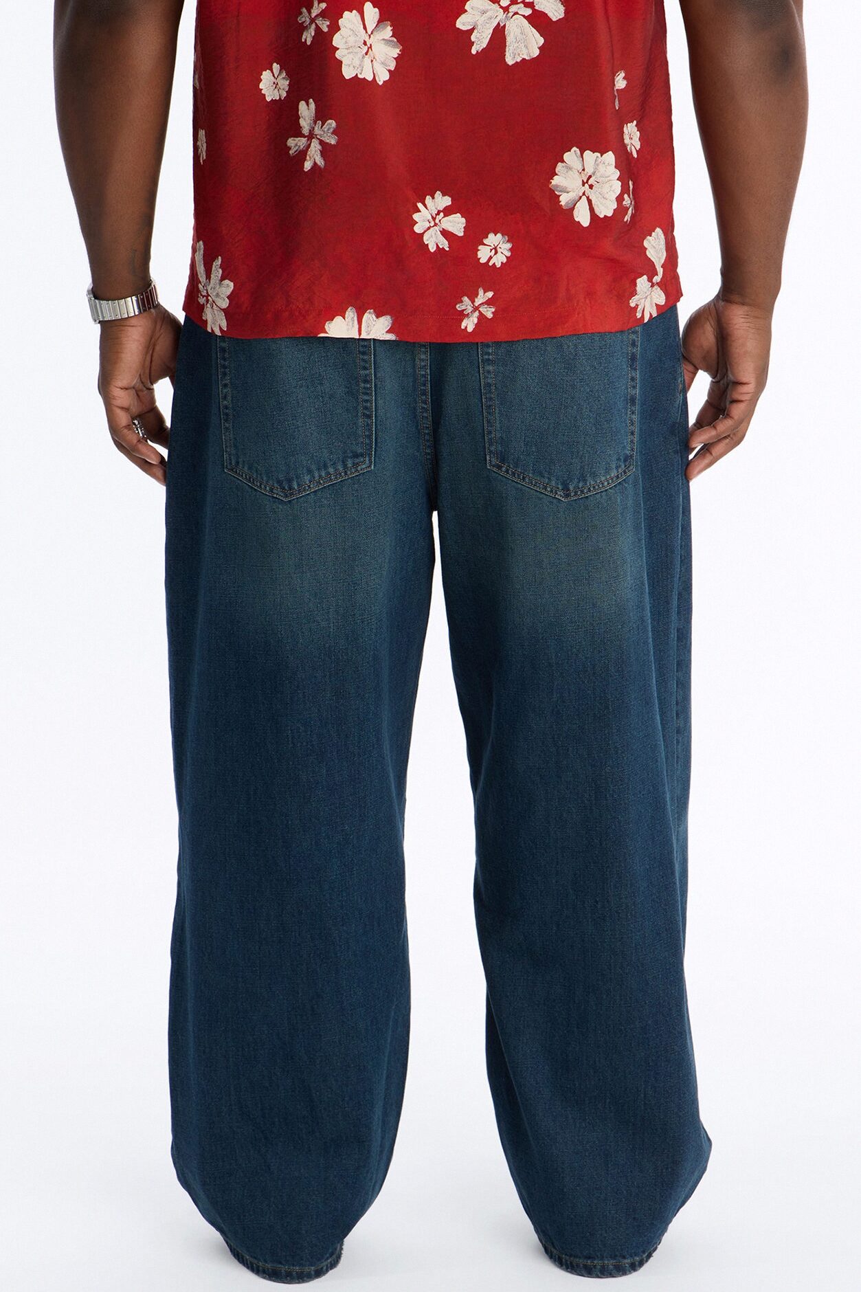 Baggy Button Riot Jeans - Dark Wash