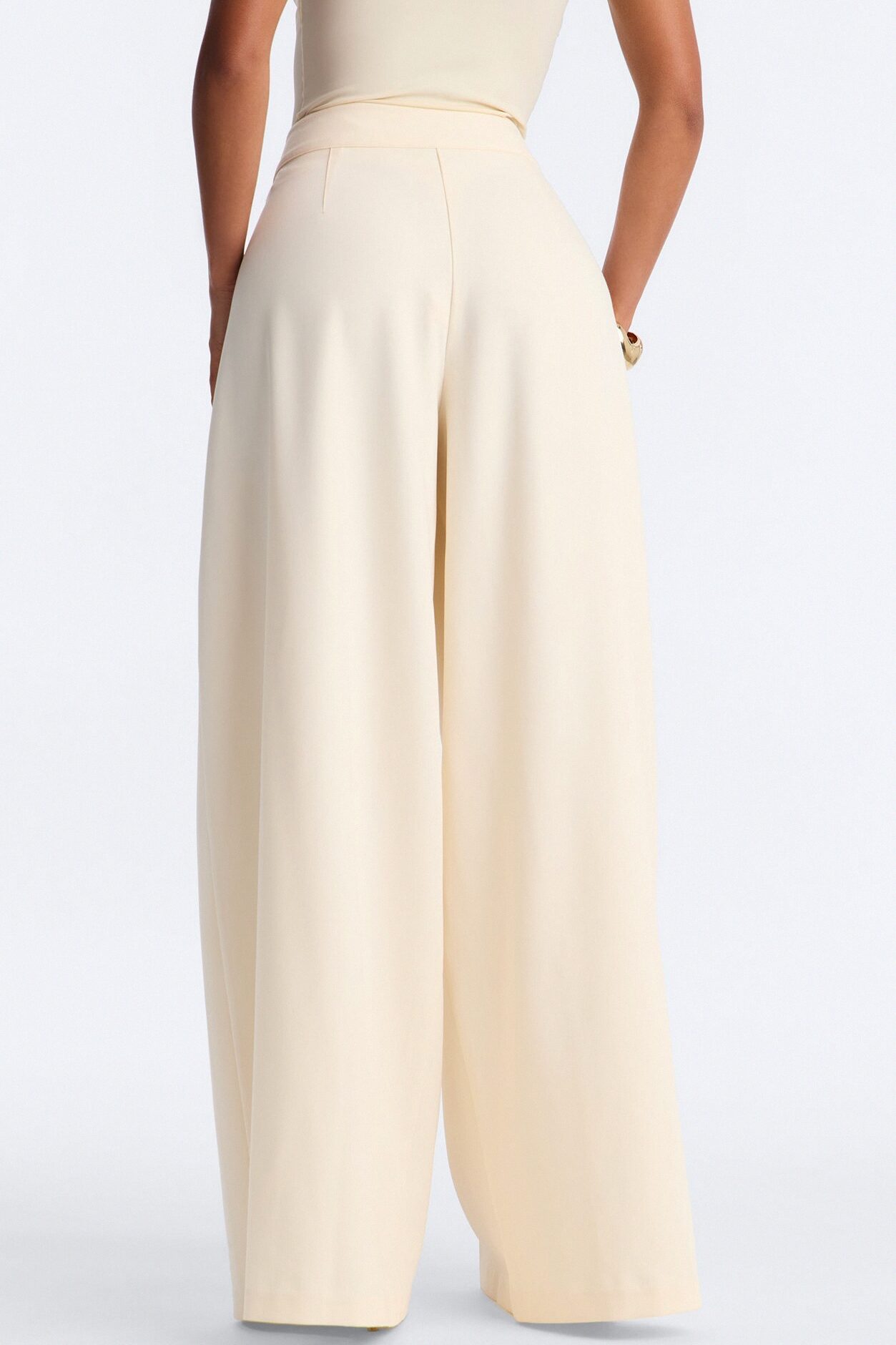 Darlene Crepe Super Wide Leg Pant 33″ - Ivory