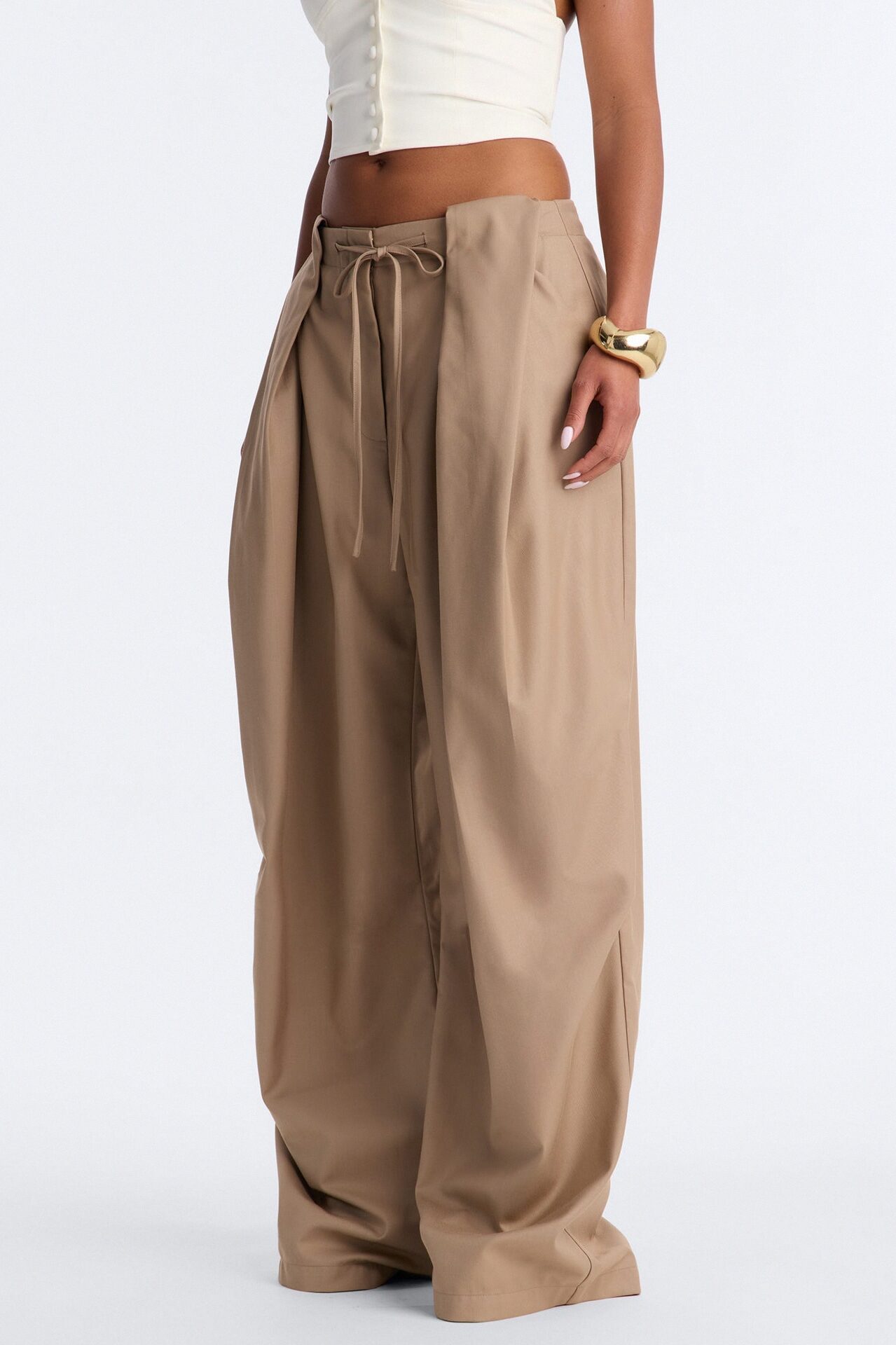 Chloe Wide Leg Stacked Pleated Trouser - Khaki