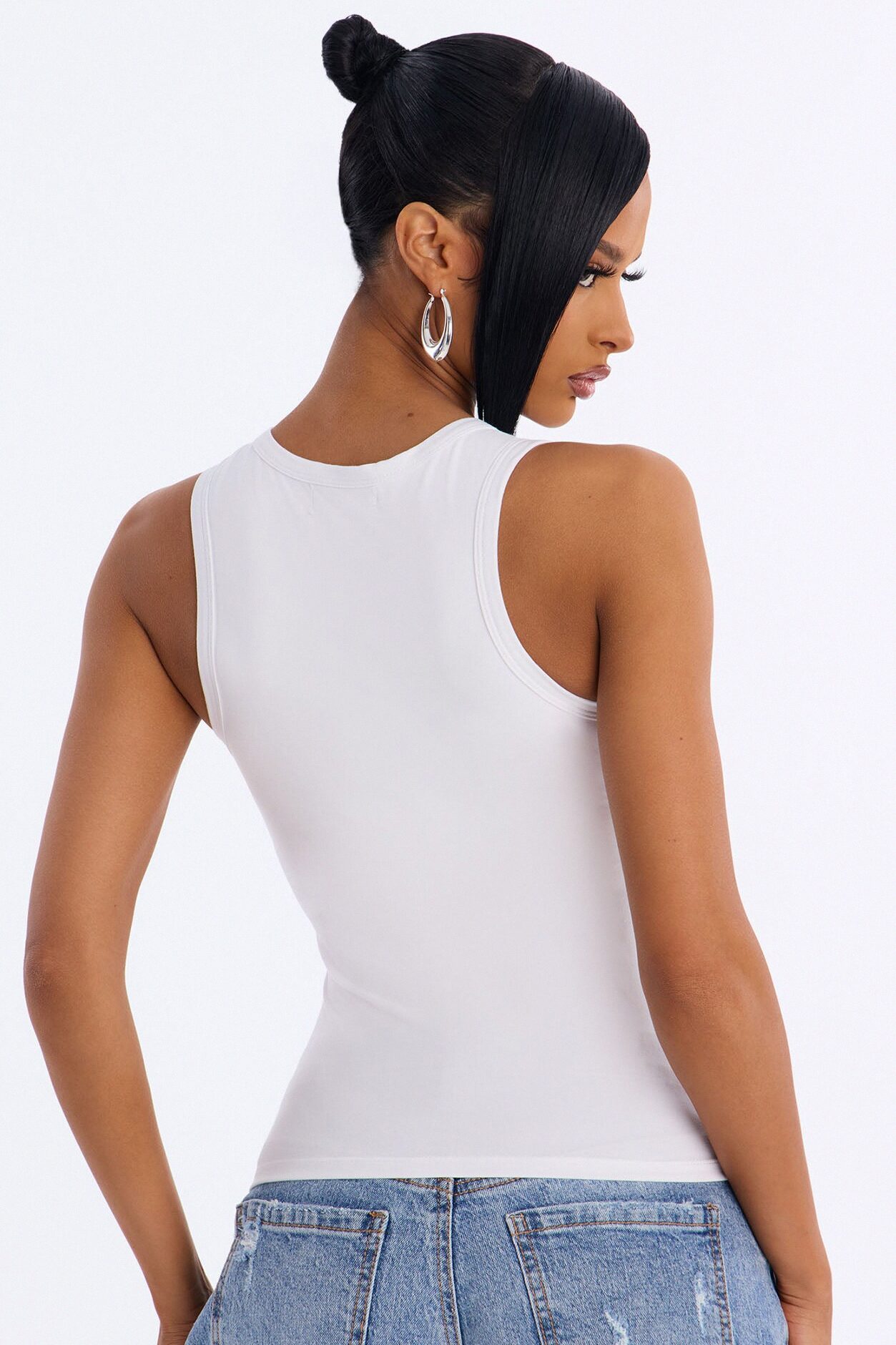Running Around Scoop Neck Built in Bra Tank Top - White