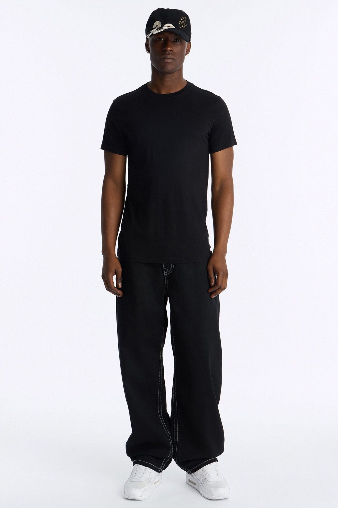 Classic Slim Tee - Black