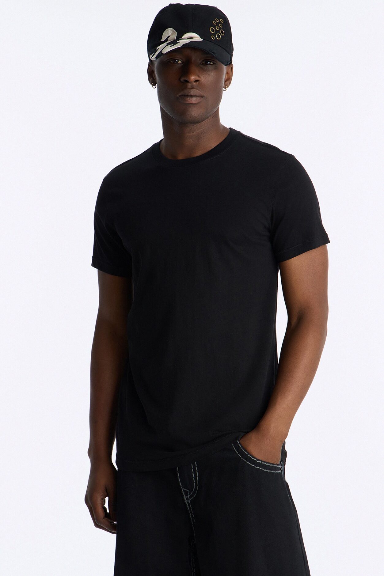 Classic Slim Tee - Black