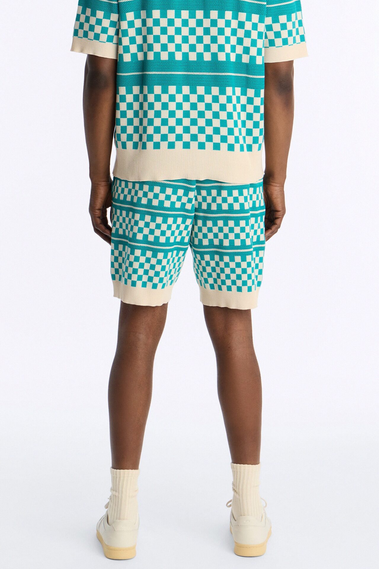 Relaxed Knitted Pawn Checker Short - Teal