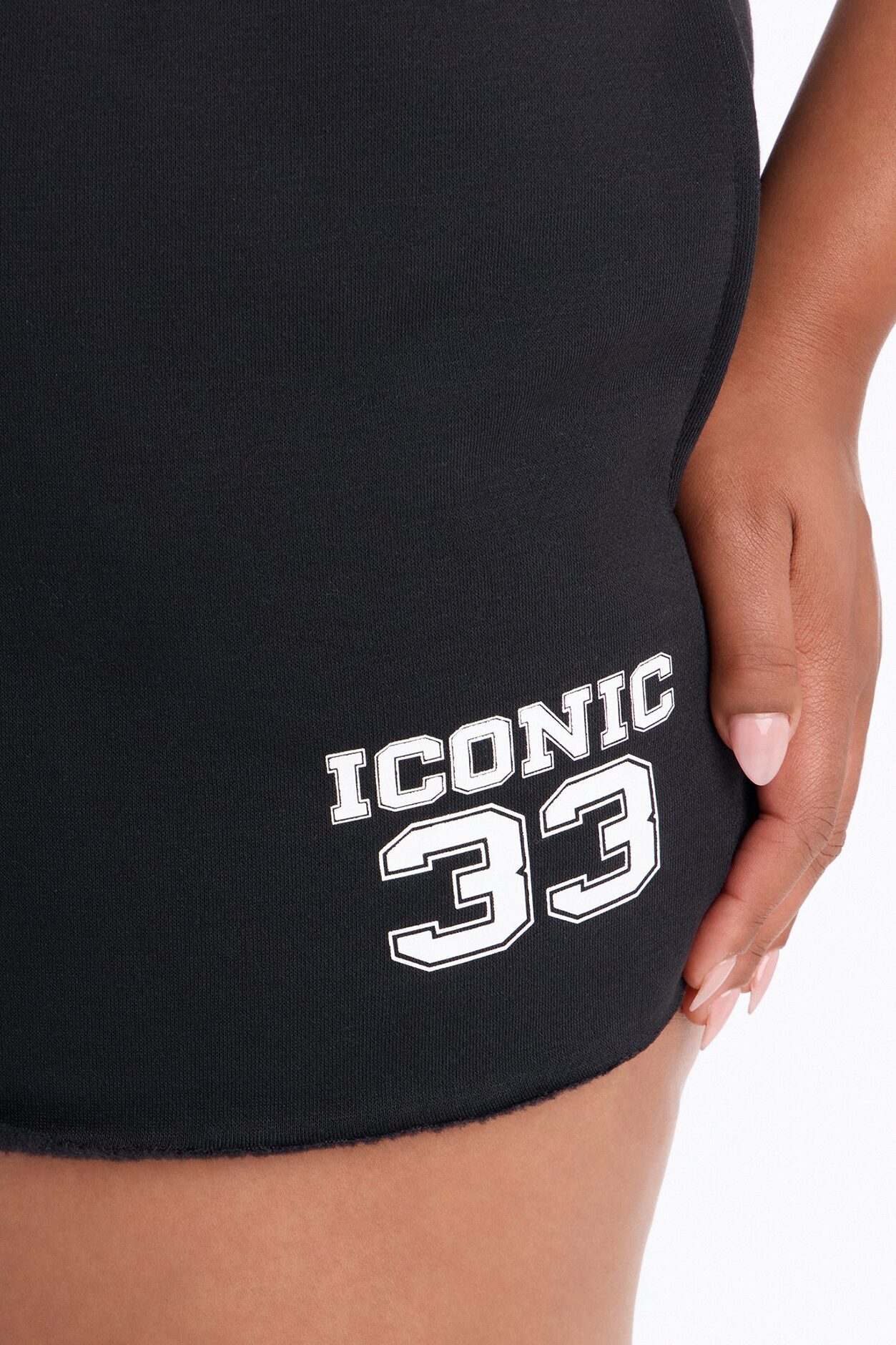 Iconic Washed Short - Black