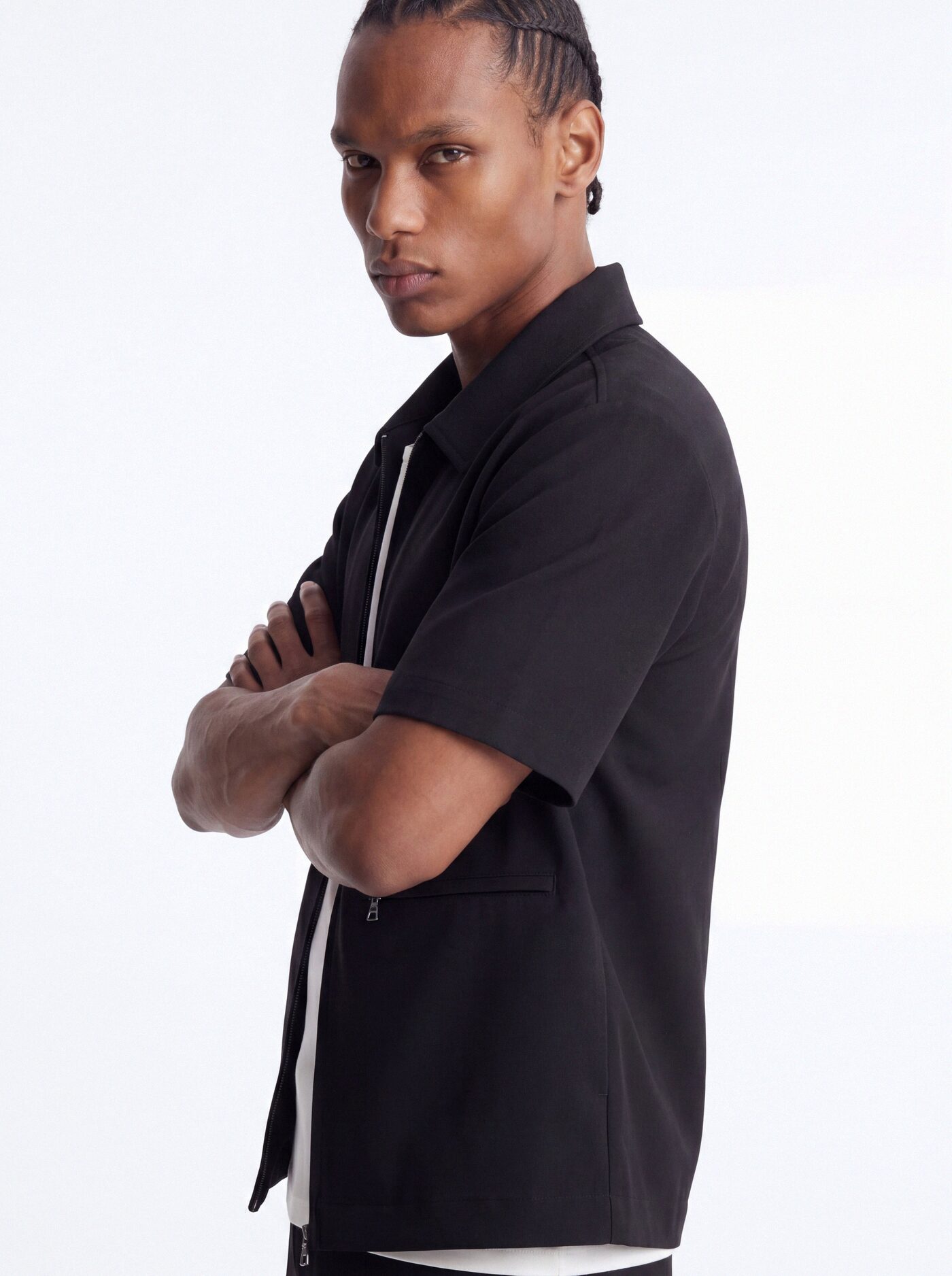 Modern Essential Short Sleeve Zip Collar Shirt - Black