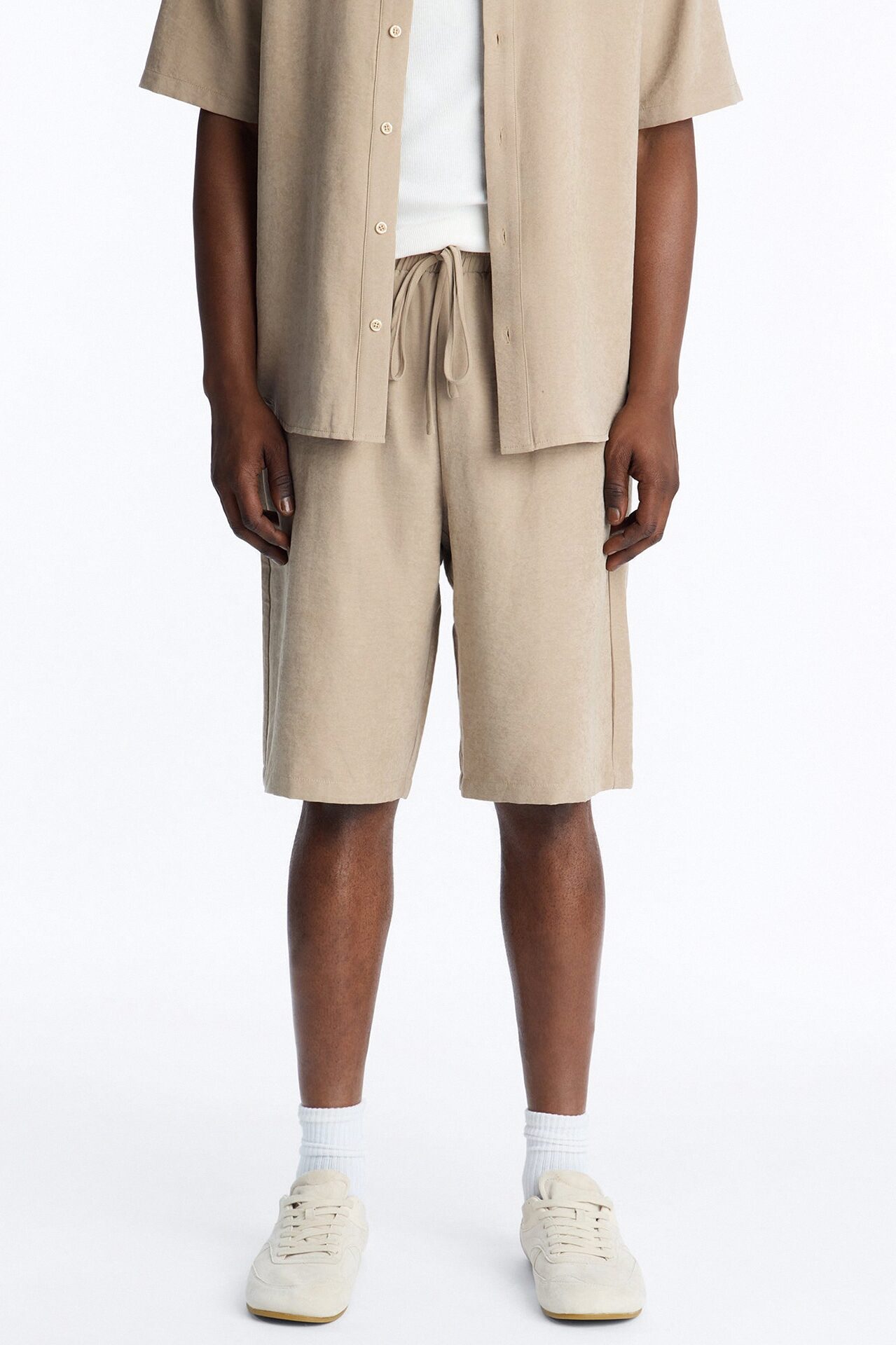 Dune Relaxed Short - Taupe