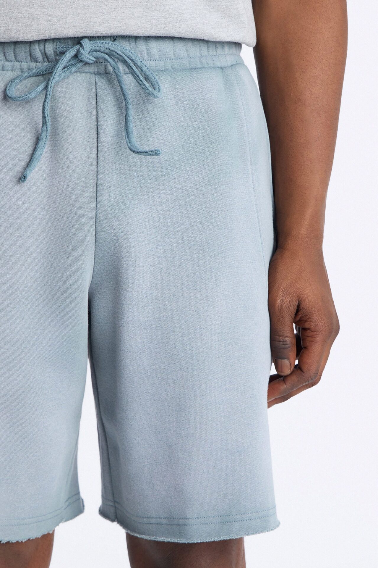 Boiler Washed Raw Hem Sweatshort - Slate Blue