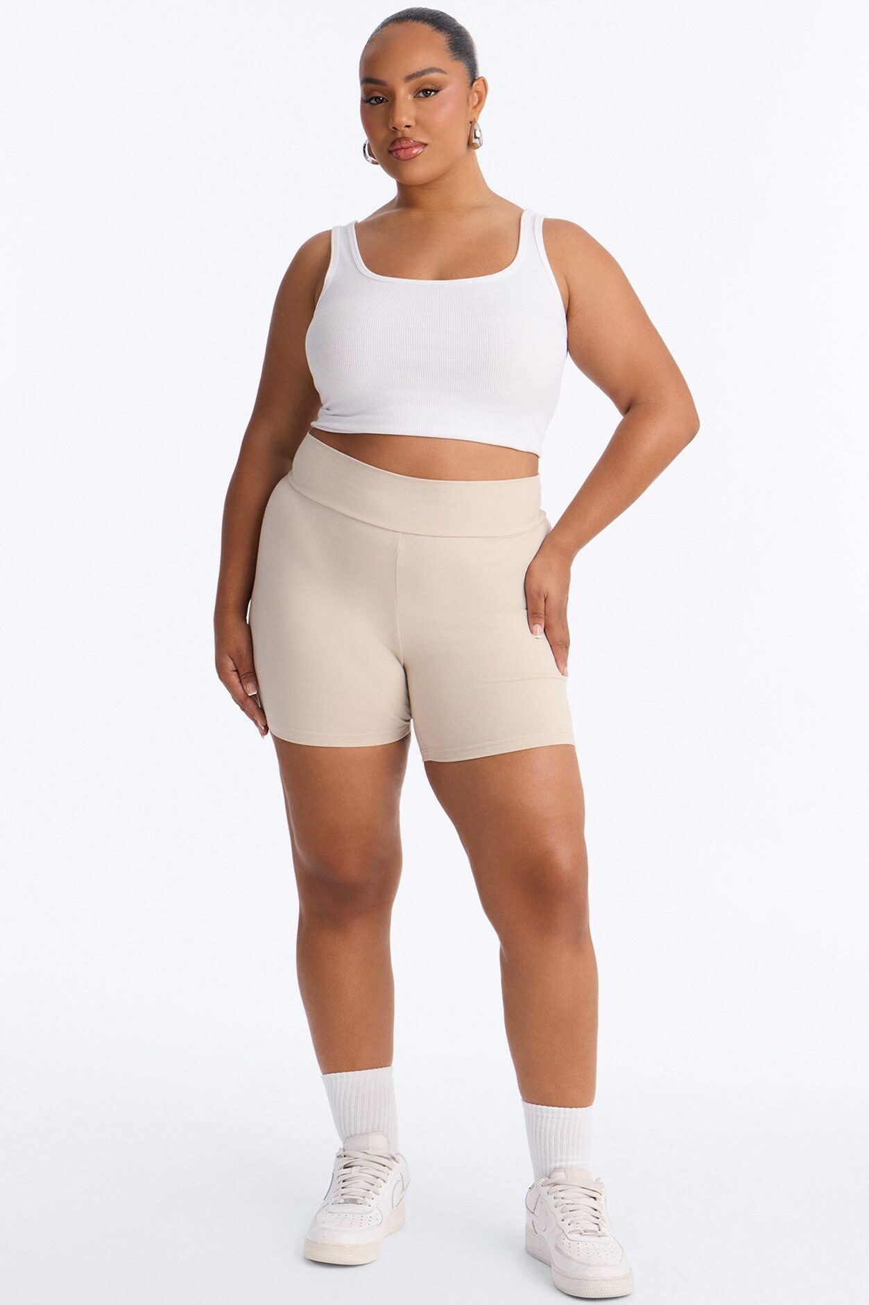 Quinn Mid Rise Everyday Cotton Biker Short 5″ - Stone