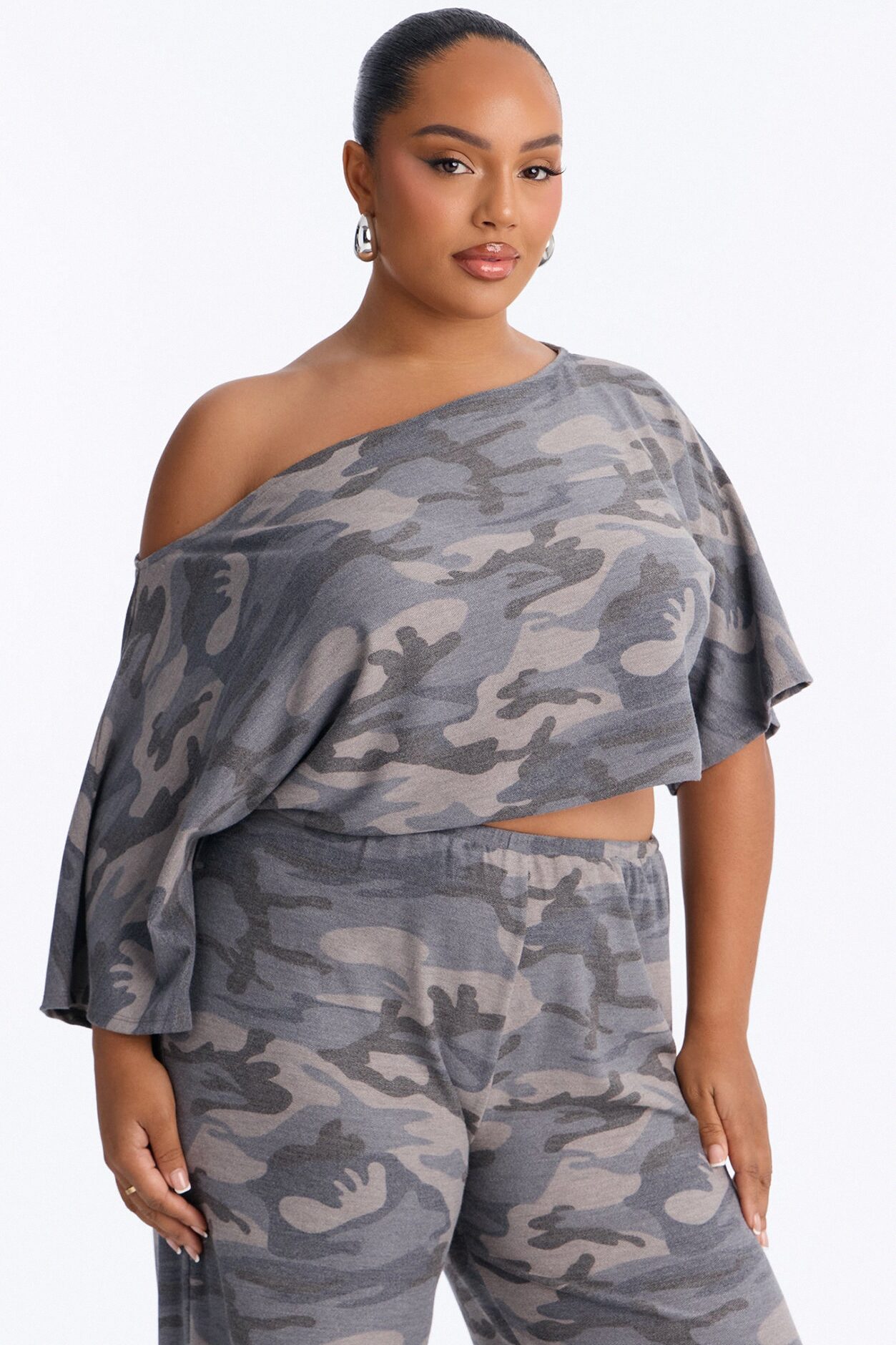 You Saw Nothing Cropped Camo Pant Set - Olive/combo