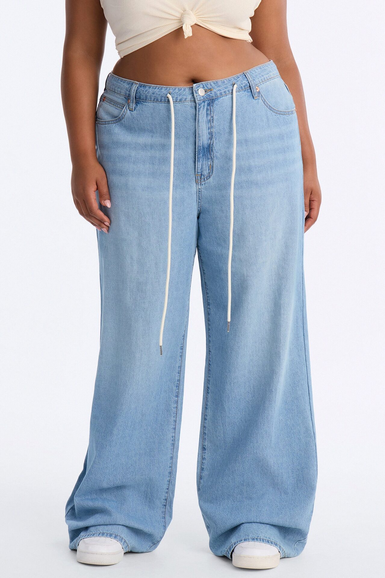 Sightseer Linen Blend Tie Waist Jeans - Light Wash