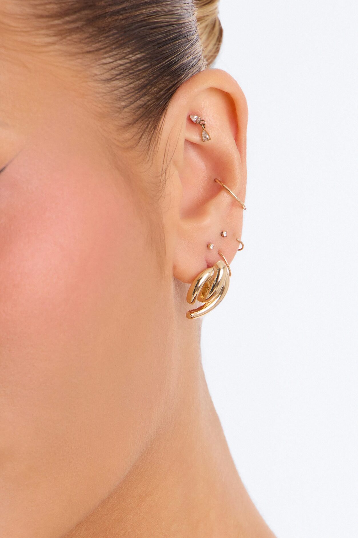 Scarlet Stud Earrings - Gold