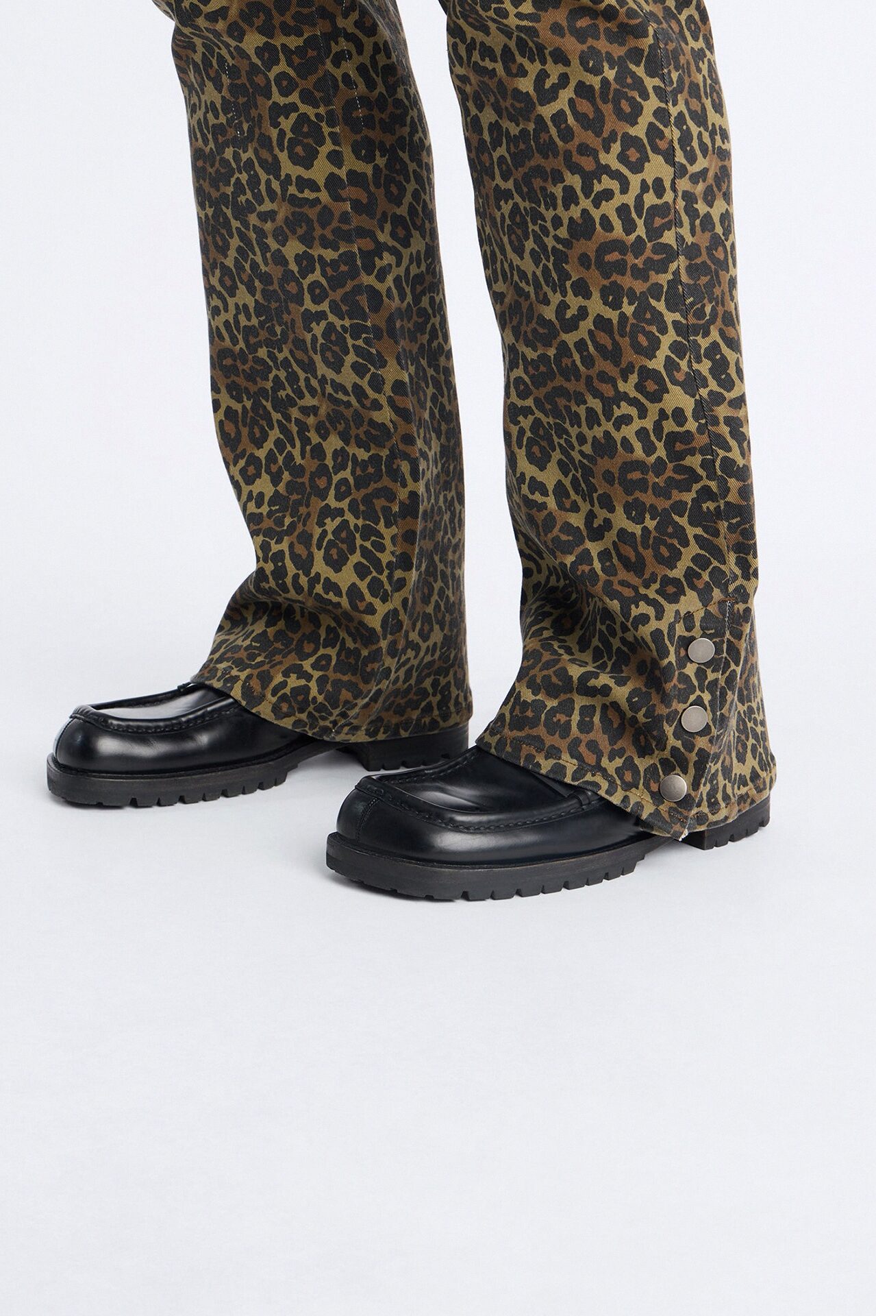 Stacked Slim Flare Wildin Out Snap Slit Jean - Brown