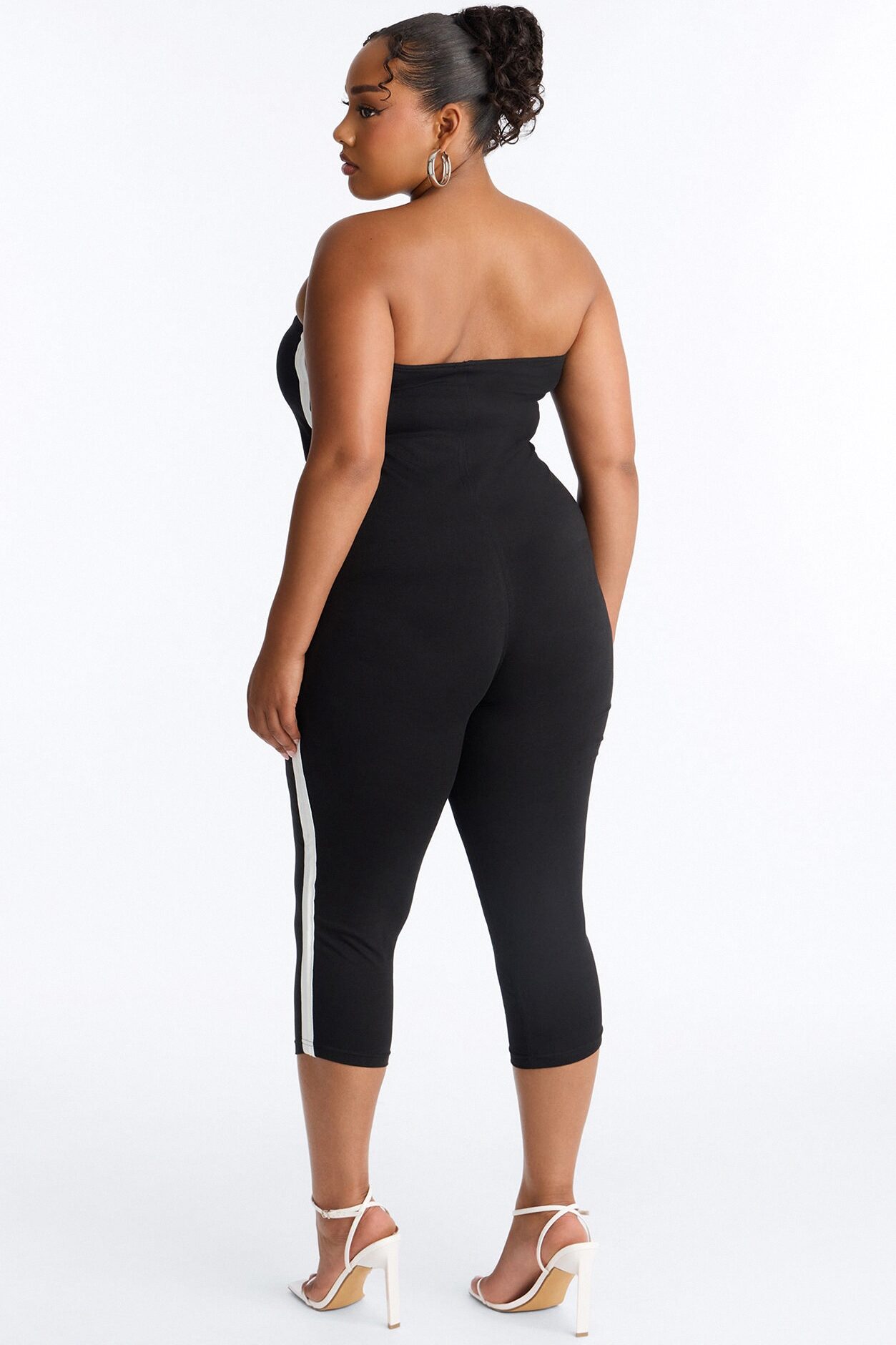 Sporty And Nice Strapless Romper - Black