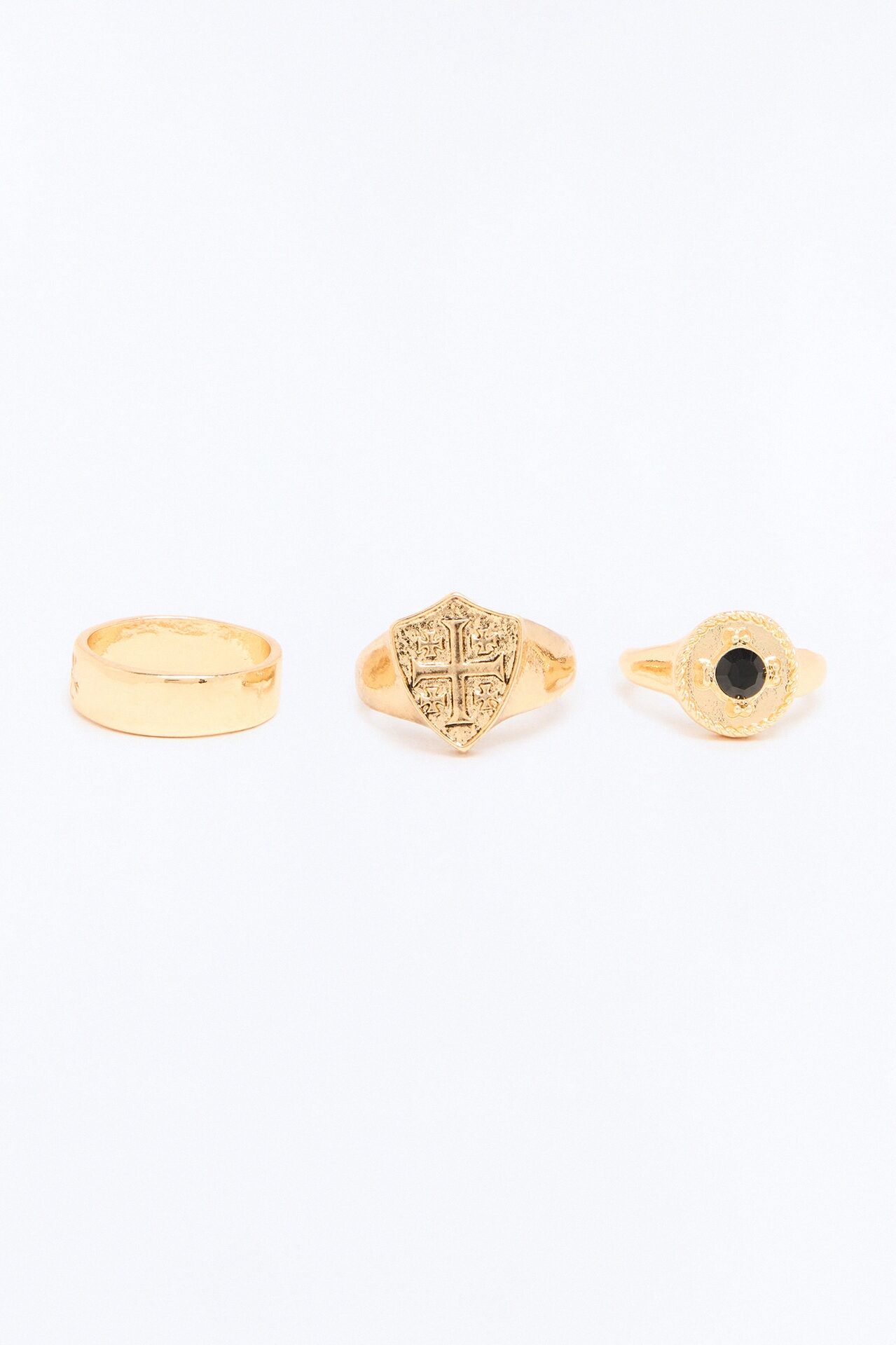Cross In Arms Ring Set - Gold