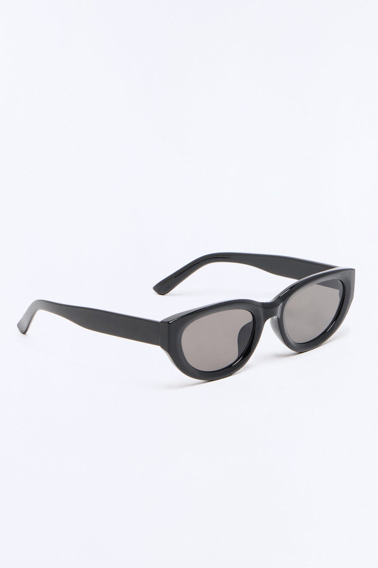 Weekend Things Sunglasses - Black