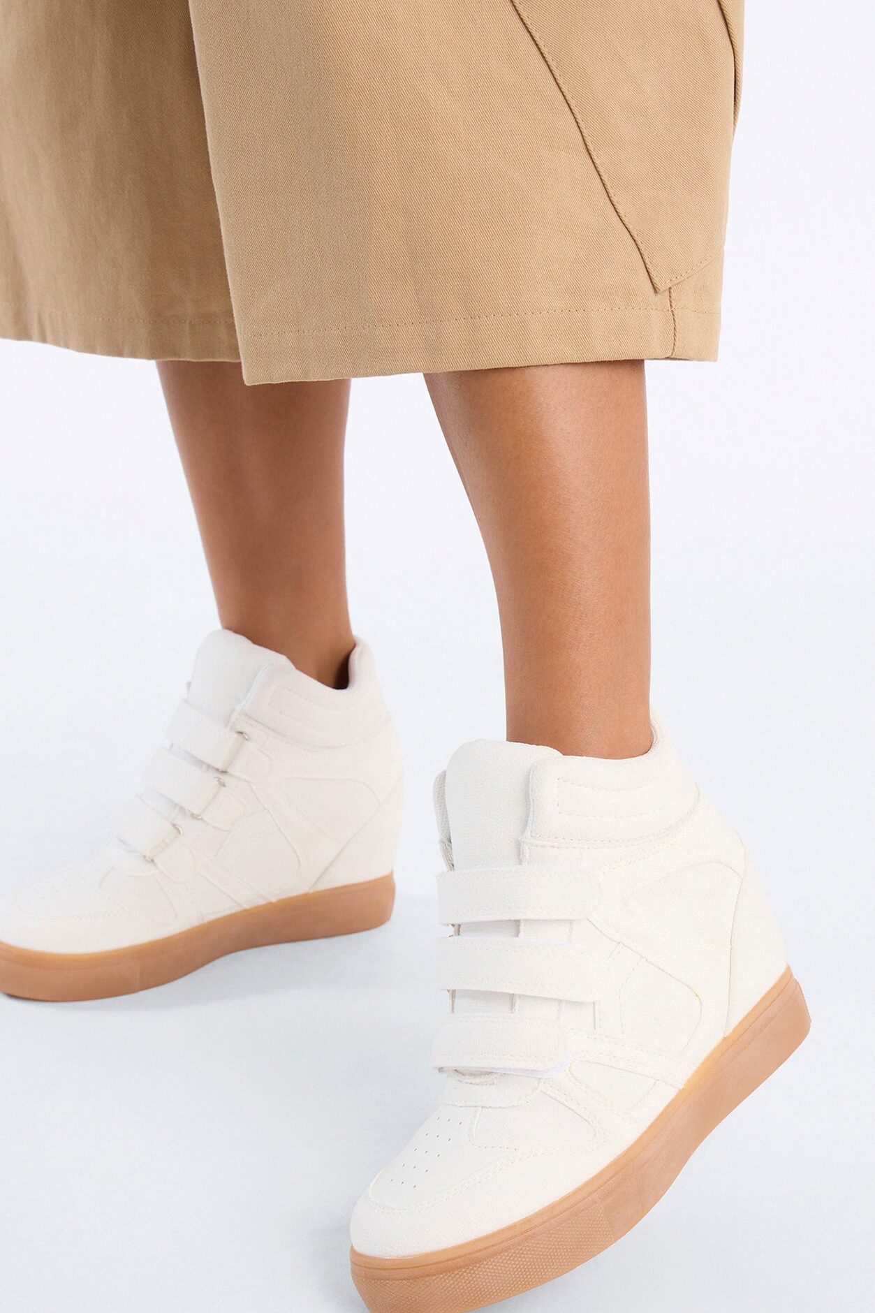 Cardio Suede Wedge Sneakers - White