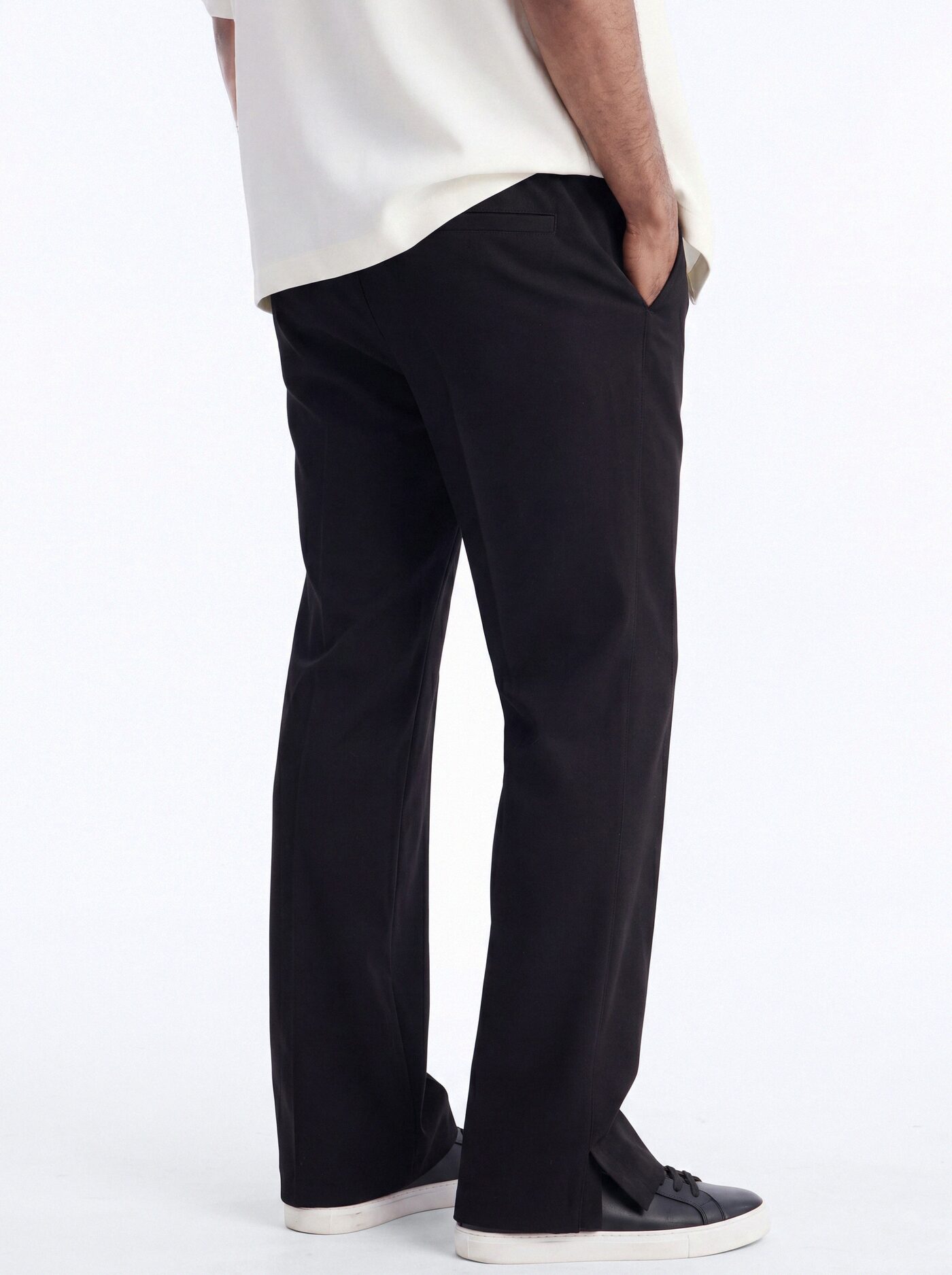 Modern Essential Slim Flare Slit Trouser - Black
