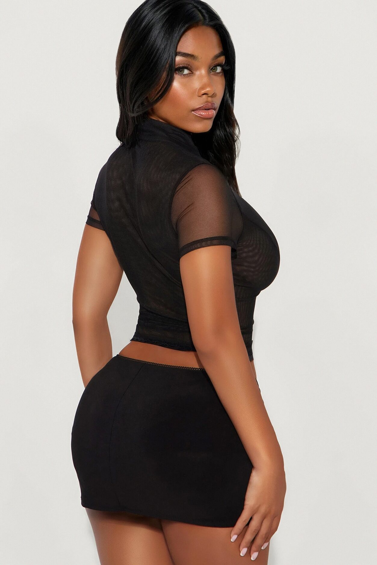 Blanche Short Sleeve Mock Neck Top - Black