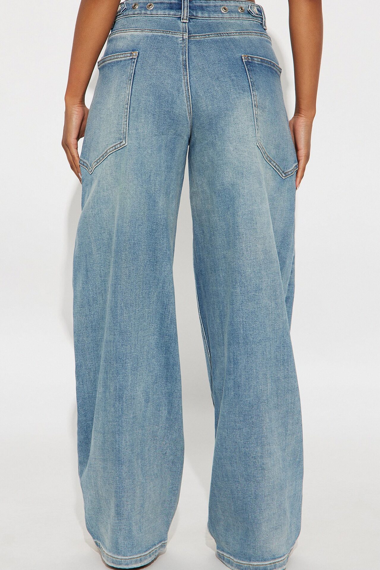 Taking Space Baggy Jeans - Light Wash