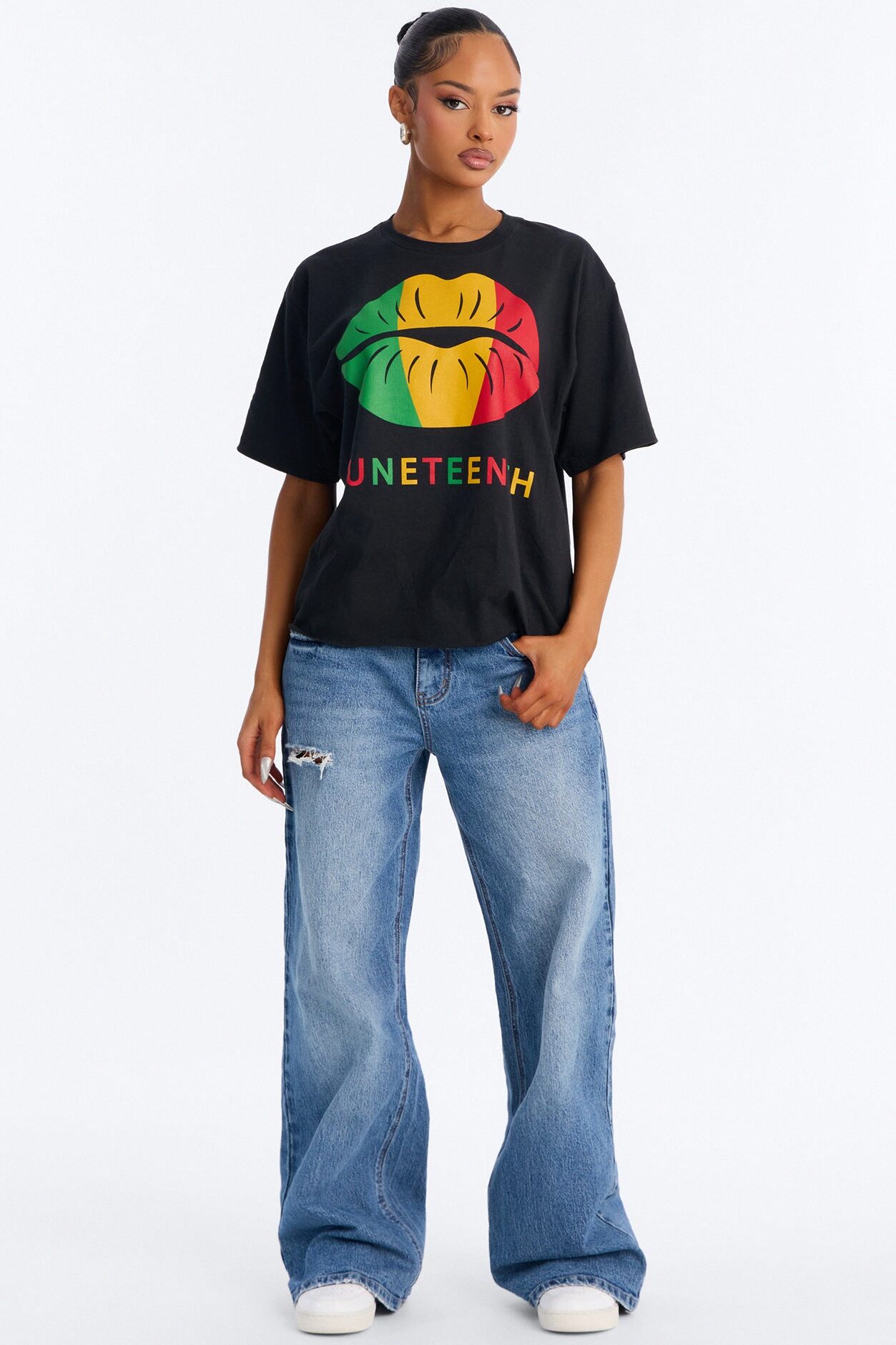 Juneteenth Lips Oversized Tee - Black