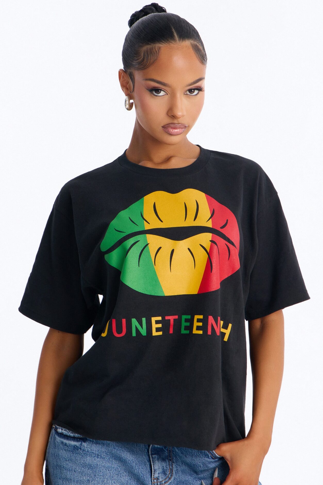 Juneteenth Lips Oversized Tee - Black