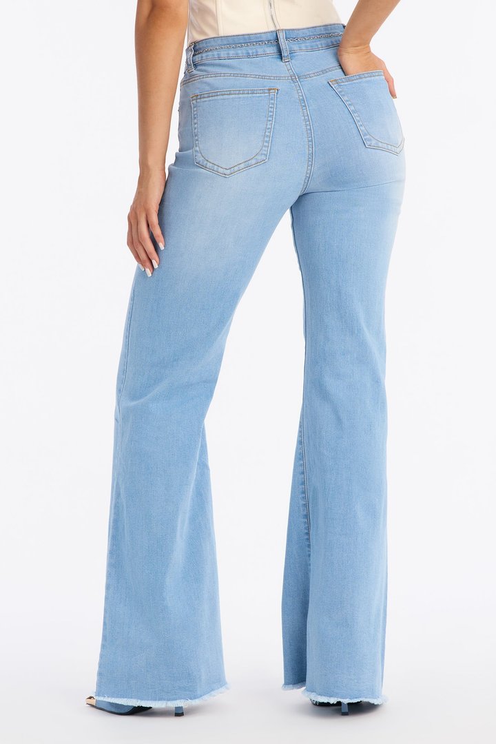 Stole My Heart Belted Soft Stretch Wide Leg Jeans - Light Wash