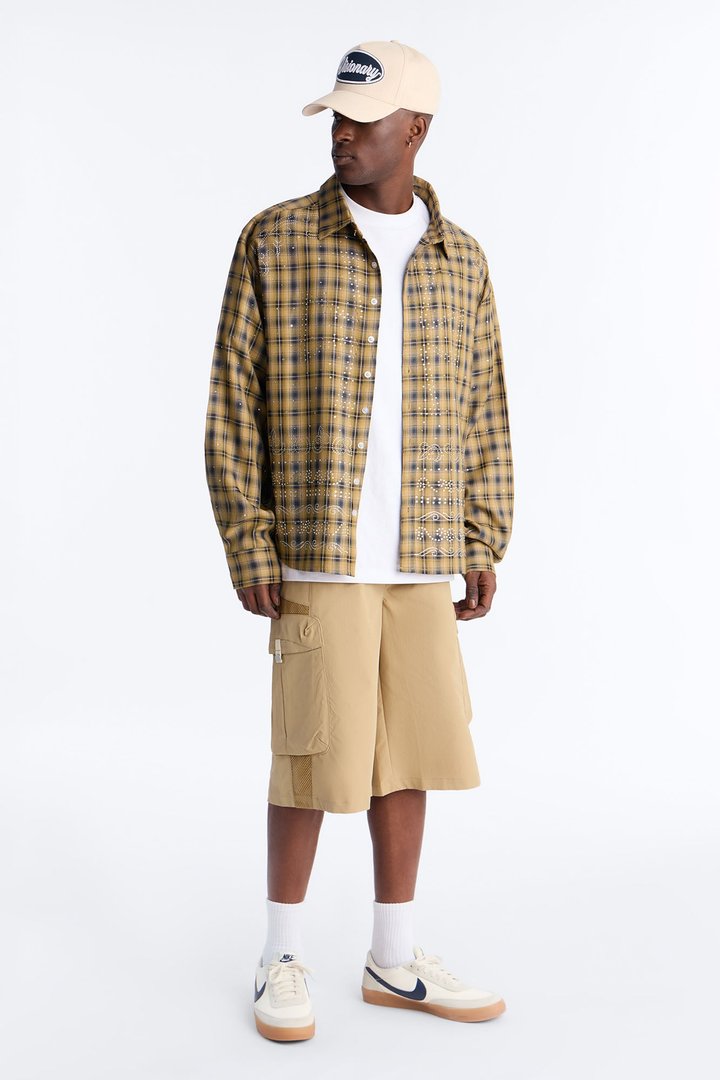 Relaxed Thirty Degree Mesh Outlay Tech Short - Tan
