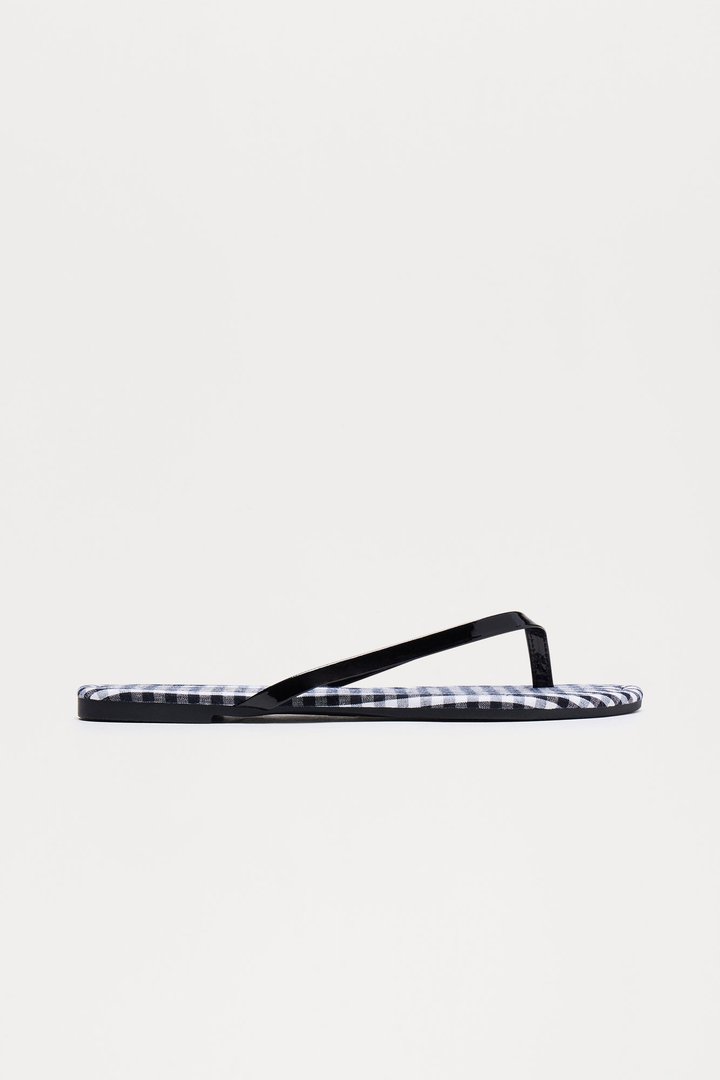 Malibu Picnic Flip Flops - Black/combo