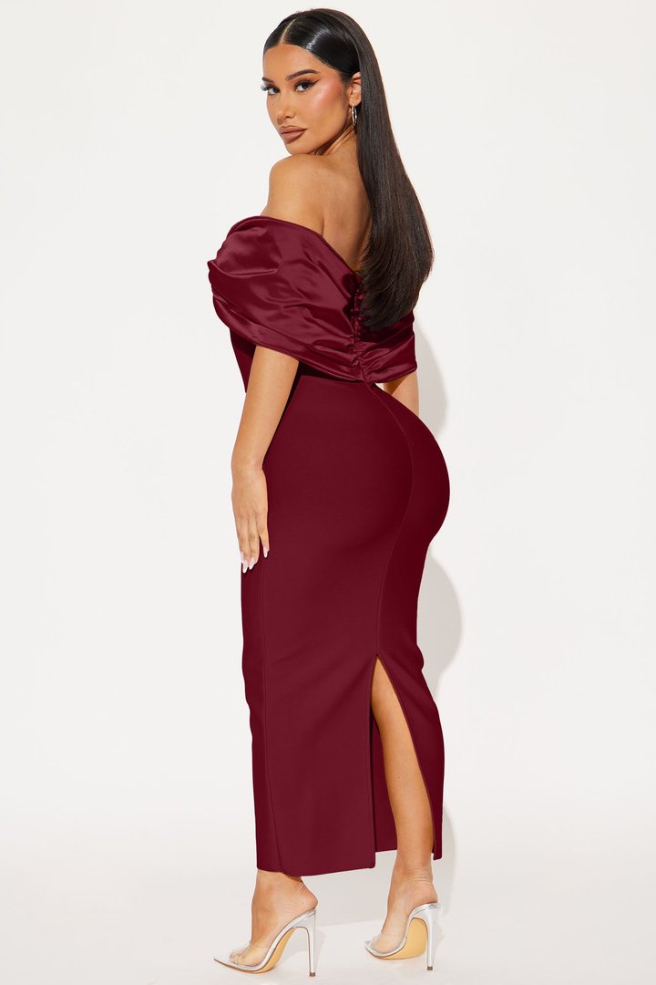 Pretty Privilege Bandage Midi Dress - Wine