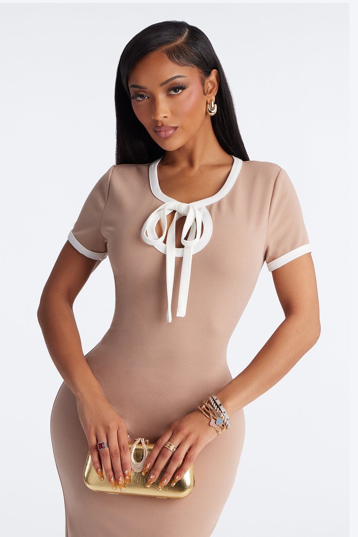 Set The Bar Short Sleeve Midi Dress - Taupe