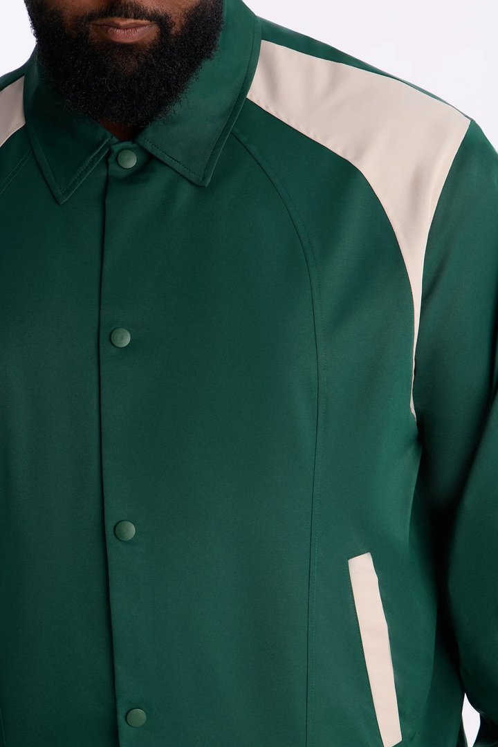 Relaxed Button Detailed Contrast Panel Coach Jacket - Green