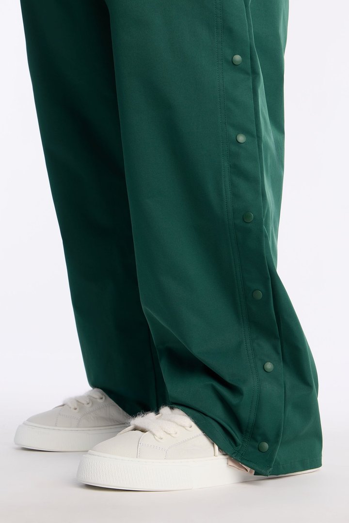 Straight Button Detailed Contrast Panel Pant - Green