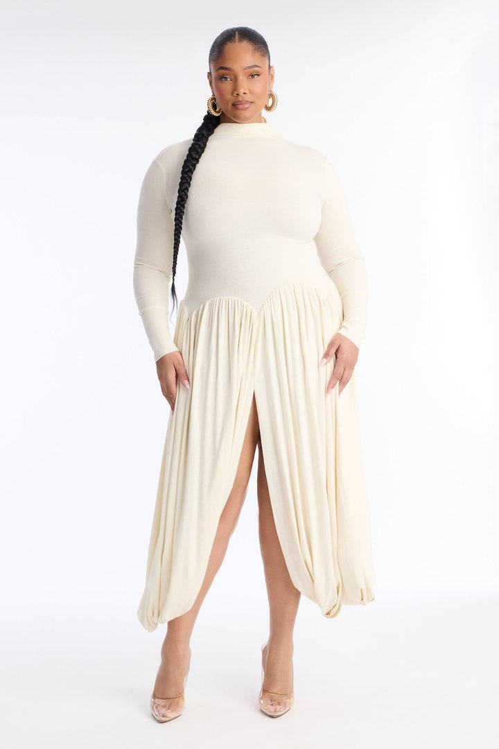 Alayna Long Sleeve Sweater Maxi Dress - Ivory