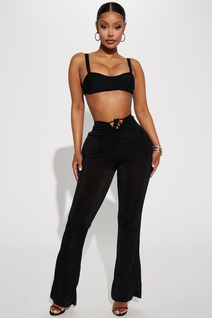Make It Look Easy Flare Pant - Black
