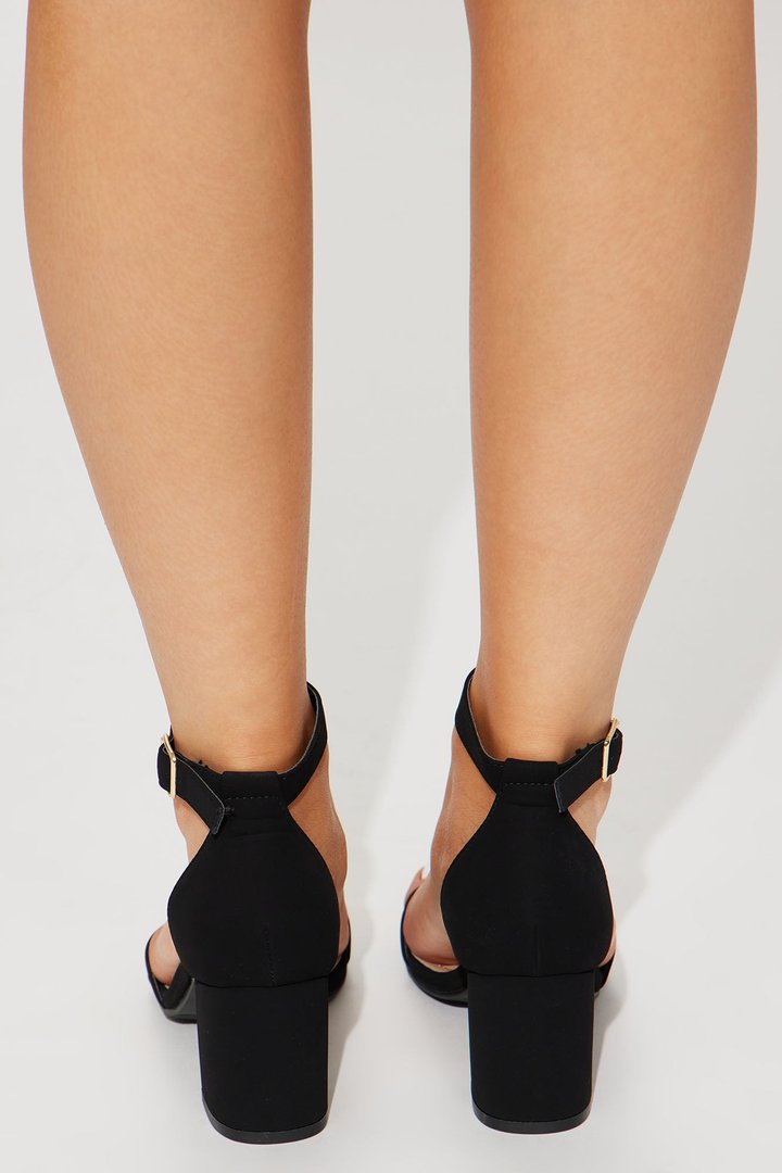 Delia Heeled Sandals - Black