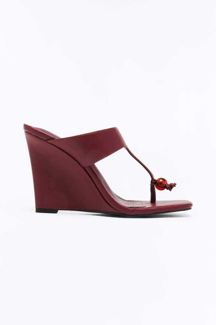 Burgos Thong Wedges - Burgundy