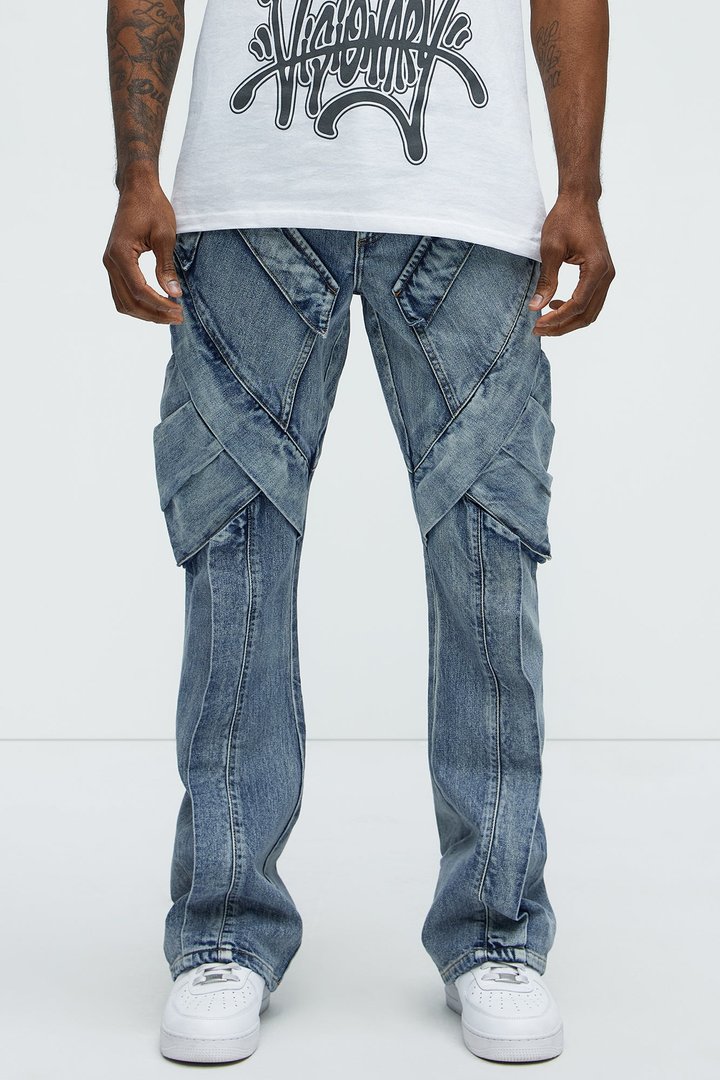 Arlong Paneled Stacked Slim Flare Jeans - Light Wash
