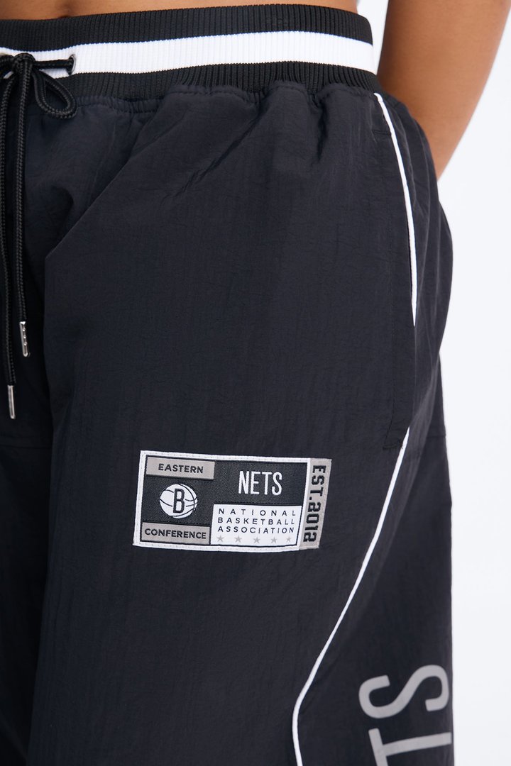 NBA Brooklyn Nets Patchwork Cargo Wide Leg Pant - Black