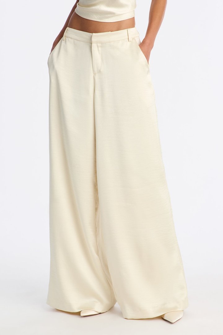 Romance Me Satin Trouser - Off White