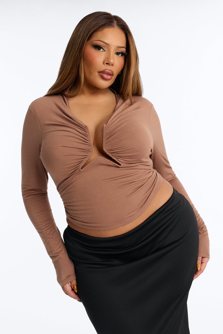 Soft Focus Ruched Long Sleeve Top - Mocha