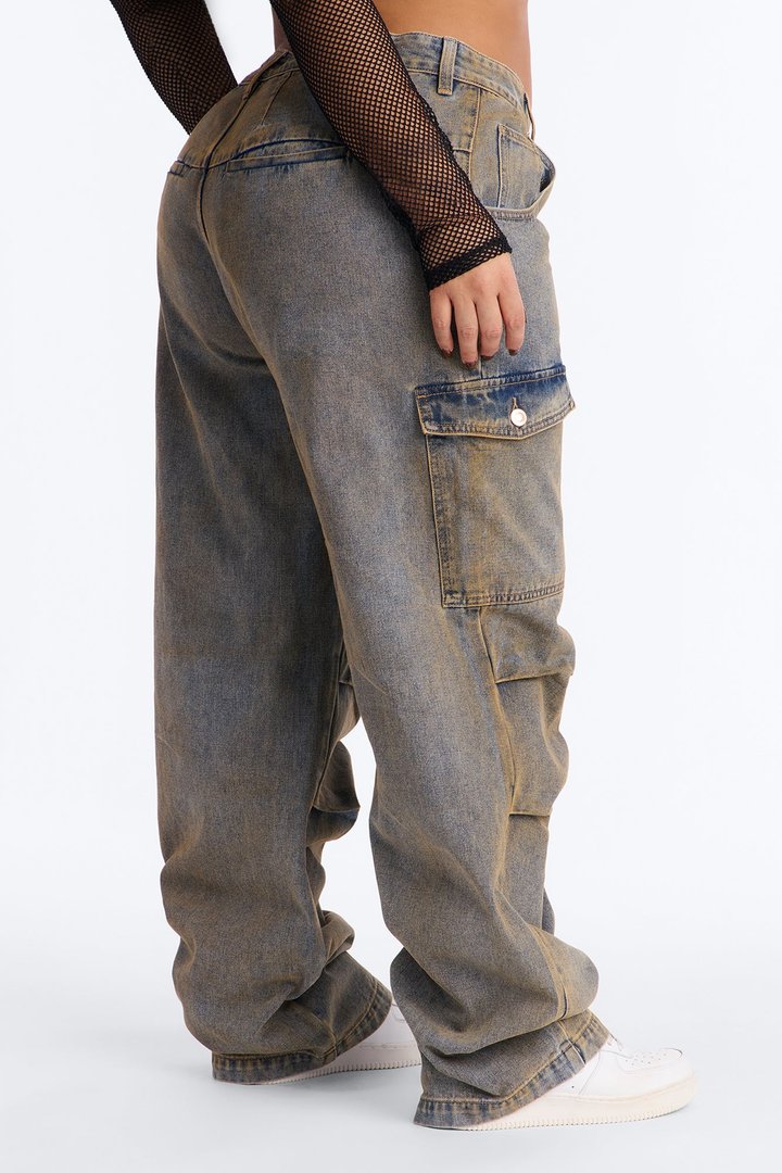 Rosarito Tinted Cargo Jeans - Vintage Wash
