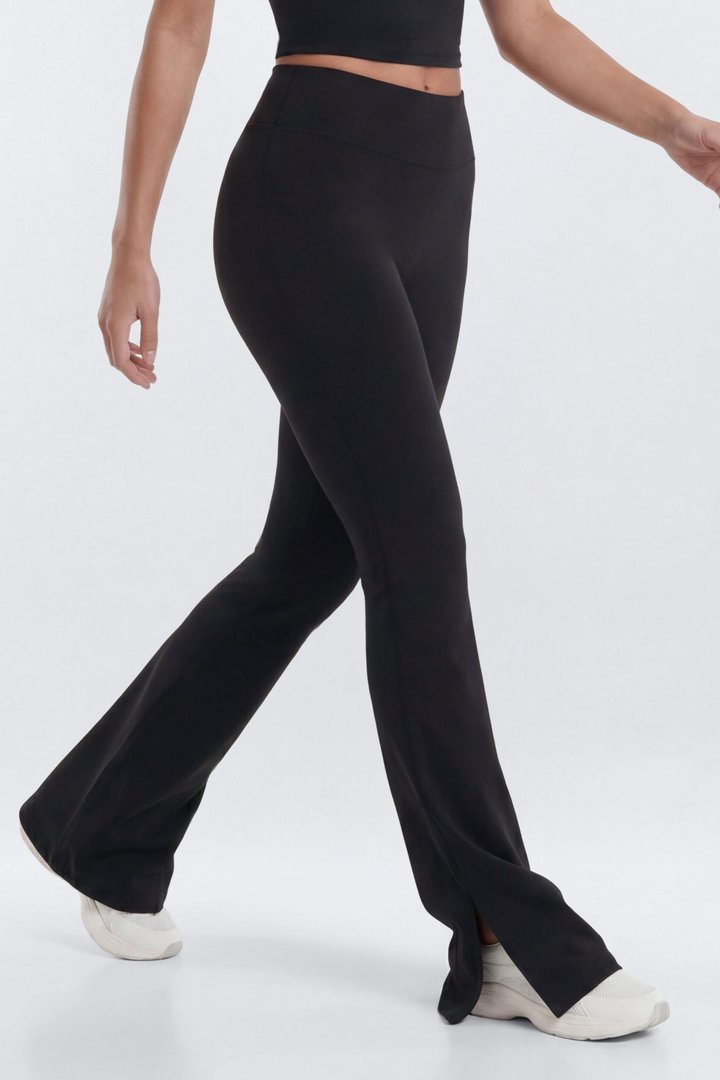 ProStretch™ 32″ Midrise Flare Legging - Black