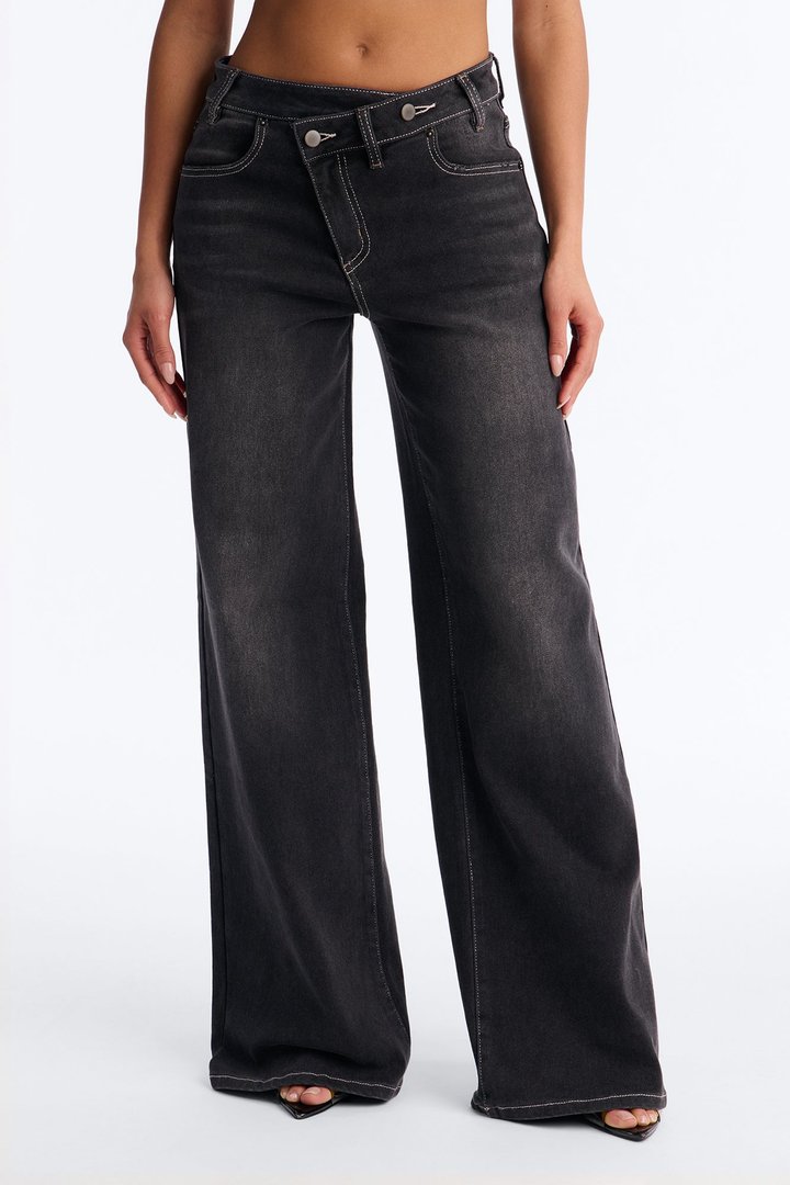 Switching Sides Crossover Stretch Jeans - Black Wash